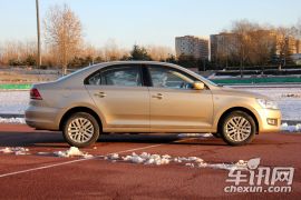 上海大众-桑塔纳-1.6L 自动豪华版