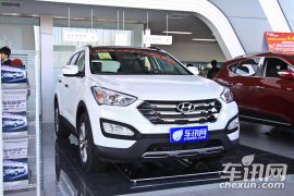 北京现代-新胜达-2.4L 自动四驱尊贵型