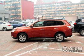 三菱-欧蓝德 EX-2.4L 四驱精英GT版7座