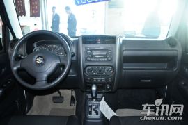 铃木-吉姆尼-1.3 AT JLX导航版