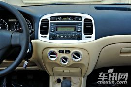 北京现代-雅绅特-1.4手动舒适型