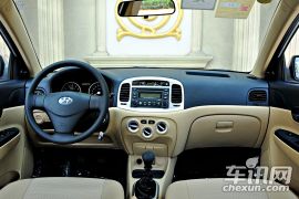 北京现代-雅绅特-1.4手动舒适型