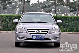 北京现代-MOINCA名驭-2.0 GL导航版