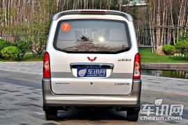 上汽通用五菱-五菱荣光-1.5L加长标准型 