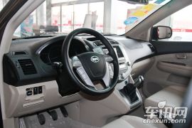 比亚迪-比亚迪S6-劲悦版 2.0L 手动尊贵型