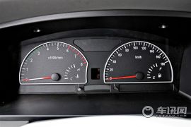 郑州日产-帅客-2.0L 自动豪华型