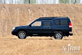 郑州日产-锐骐多功能车-3.0T柴油两驱标准型CYQD80-E3  ￥10.48