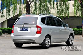 起亚-新佳乐-2.0 7座自动标准版