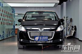 东风裕隆-MASTER CEO-2.2T 行政版