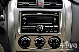 昌河铃木-利亚纳-a+ 两厢 1.4手动豪华Ⅰ型