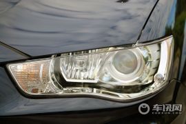 三菱-欧蓝德 EX-2.4L 四驱精英GT版7座