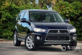 三菱-欧蓝德 EX-2.4L 四驱精英GT版7座