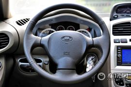 华泰汽车-圣达菲-1.8T手动导航版