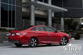 现代索纳塔八海外混动版