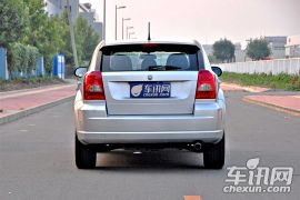 道奇-酷搏-2.0 SXT豪华导航版