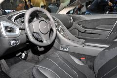 阿斯顿·马丁-Vanquish百周年纪念版