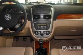 通用别克-凯越-1.5L 手动尊享型