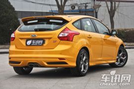 福特-福克斯(进口)-2.0T ST 橙色版