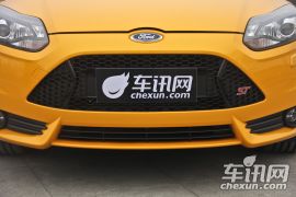 福特-福克斯(进口)-2.0T ST 橙色版
