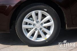 吉利汽车-帝豪EC7-1.8L 手动尊贵型