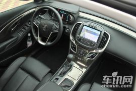 通用别克-君越-3.0L SIDI V6 智享旗舰型 