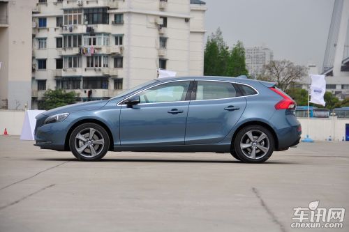 沃尔沃 沃尔沃V40