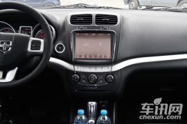 道奇-酷威-2.4L 两驱尊尚版