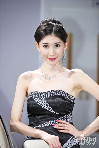 天津一汽2号车模