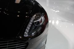 阿斯顿·马丁-阿斯顿马丁 DB9