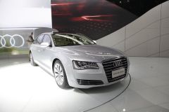 奥迪-奥迪A8L 混动版