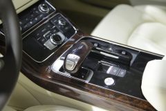 奥迪-奥迪A8L 混动版