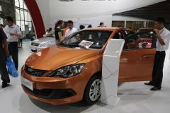 奇瑞汽车-风云2