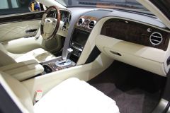 宾利-宾利FLYING SPUR