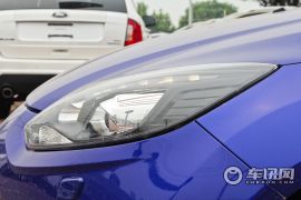 福特-Focus ST(进口)-2.0T ST 标准版