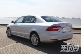 上海大众斯柯达-速派-2.0TSI DSG尊仕版