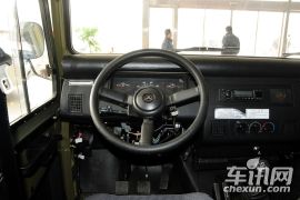 北汽制造-北京212