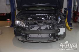 上海汽车-荣威950拆解