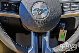 福特-野马-3.7L 自动标准型