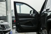 Jeep-大切诺基-3.6L 豪华导航版
