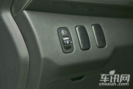 东南汽车-三菱翼神-时尚版 1.8L 手动舒适型