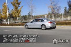 追寻蓝天白云的梦 车讯网测试宝马320Li