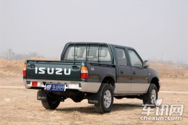 庆铃汽车-五十铃皮卡-2.6L四驱 基本型皮卡