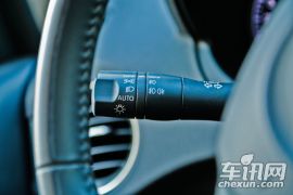 雷诺-科雷傲-2.0L 两驱标准版