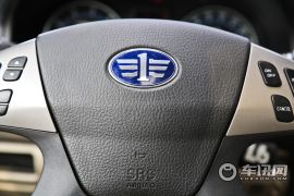 一汽奔腾-奔腾B50-1.6L MT豪华型