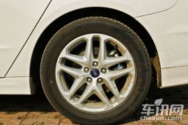 长安福特-蒙迪欧-2.0L GTDi200时尚型