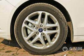 长安福特-蒙迪欧-2.0L GTDi200时尚型