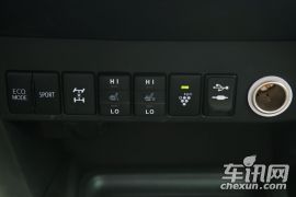 一汽丰田-RAV4-2.5L 自动四驱豪华版