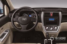 福汽新龙马-启腾M70