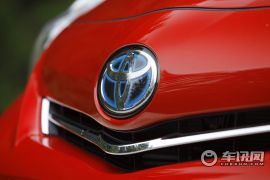 一汽丰田-普锐斯V