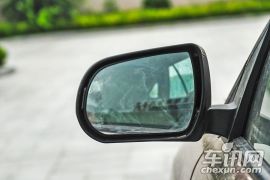 比亚迪-比亚迪S6-白金版 2.0L 手动精英型